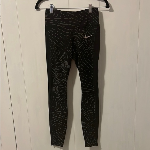 Nike Womens Black Patterned Leggings Size Small - Picture 1 of 6